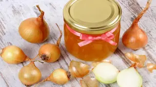 Как да си приготвим сироп от лук и за какво е полезен