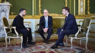 Макрон и Стармър предложиха на Украйна примирие, ето какъв е планът