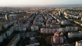 Зловещо! Марковски плаши наред селски кочини в "Младост 4 Bells Hills" в София СНИМКИ