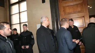 Решиха съдбата на четиримата задържани за вандалщината пред сградата на ЕК 