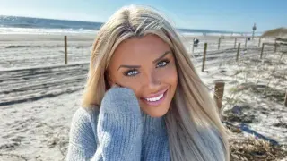 Денислава от "Игри на волята" лъсна по сочни голи гърди СНИМКИ 18+