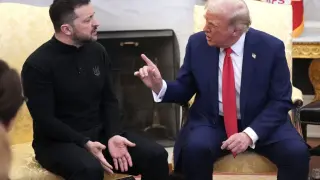 Politico гръмна с новина за тайни разговори между хора на Тръмп и точещи ножа на Зеленски