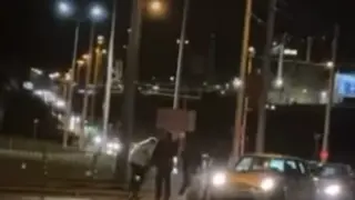 Звреско меле: Лют бой на ключово място в София ВИДЕО 18+