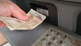 Две жени от Разградско прилапаха 100 бона с измамна схема, ето каква е била тя