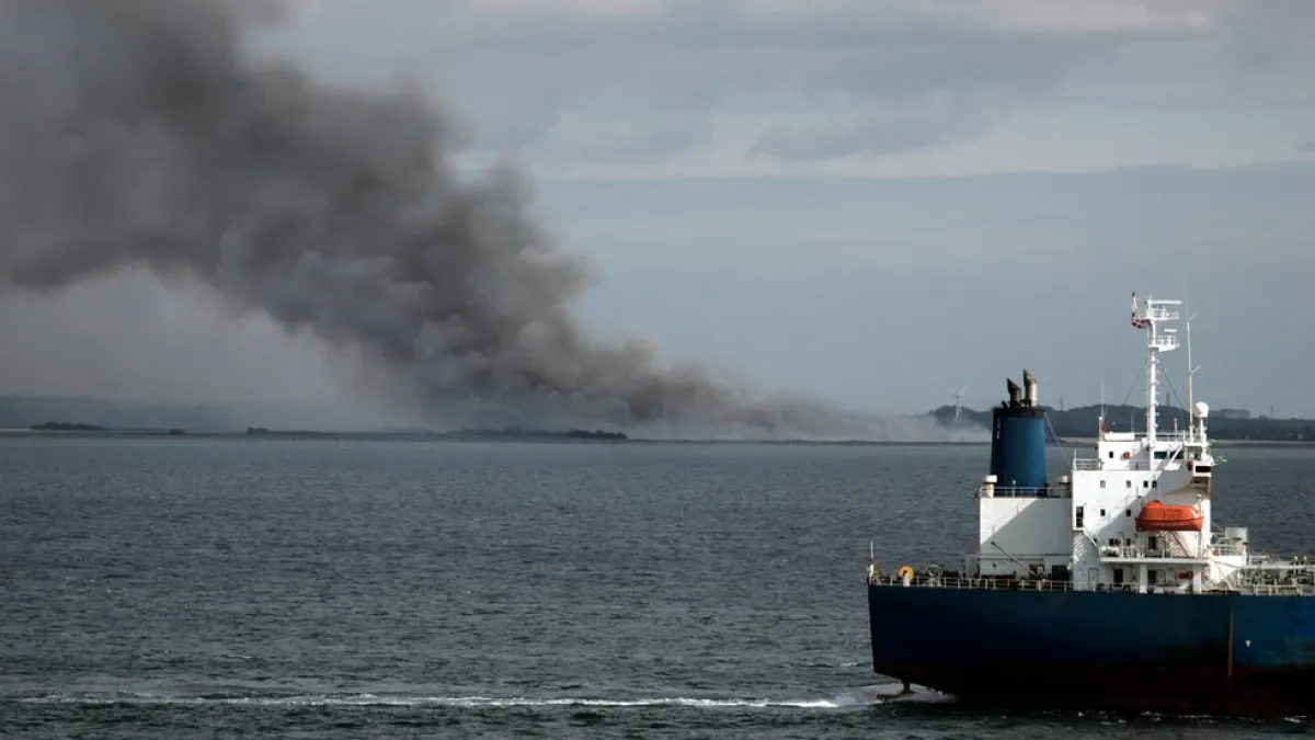 Ужасяващ сблъсък в Северно море, тече мащабна спасителна операция ВИДЕО