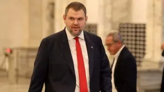 Пеевски: НАП да се захванат с данъците на крупните бизнеси, а не да дебнат хората, които достойно си изкарват прехраната