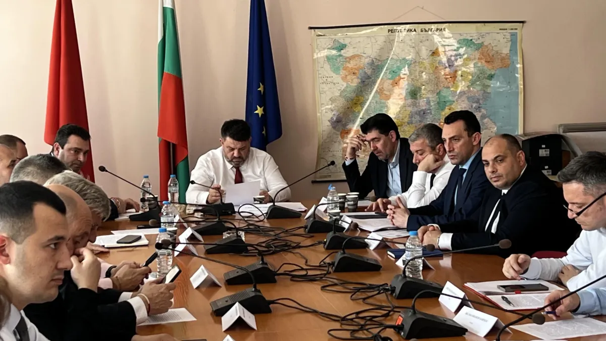 БСП: Всяка политическа дестабилизация е опасна