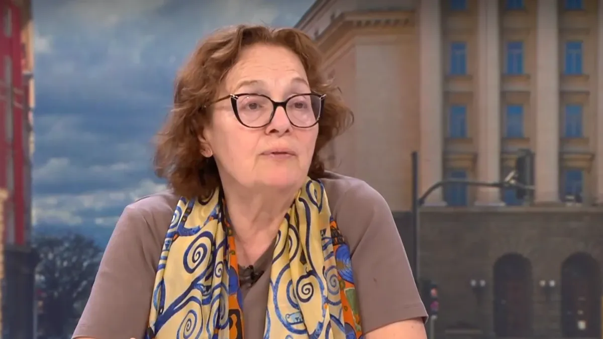 Проф. Коларова: Доган е към края на политическата си кариера, а Пеевски е във възход