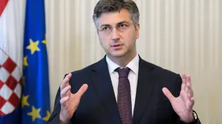 Сърдечна операция прати хърватския премиер в болница
