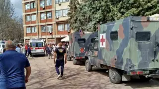 Македонците в България отварят домовете си след трагедията в Кочани