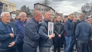 Мъка без край: Господи, накажи ги! Изгоряха като мишки, златни деца! ВИДЕО