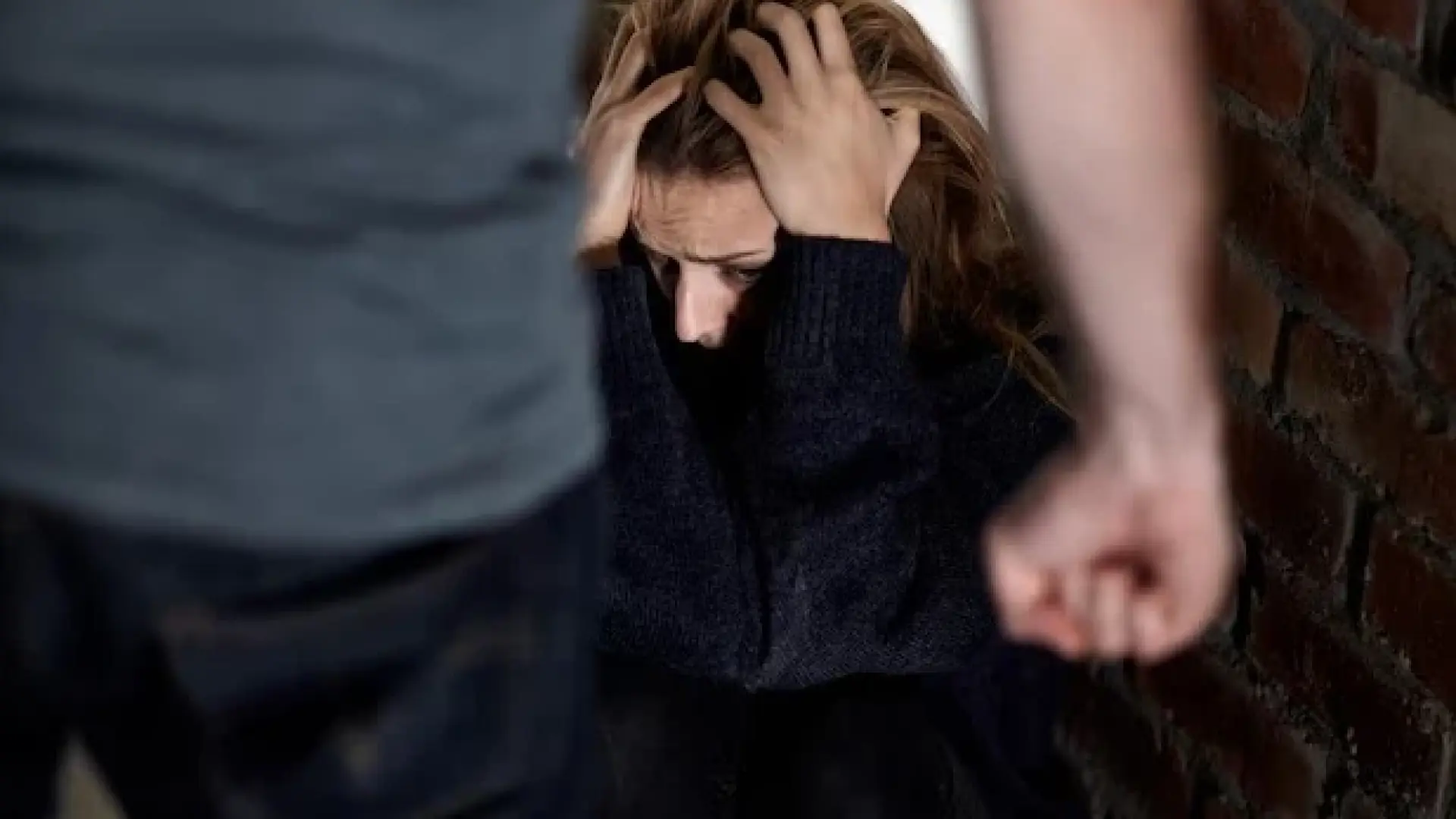 Внимание! Психопат дебне жени с татуировки на пъпа на София, за да ги напада - били „създания на Сатаната" 