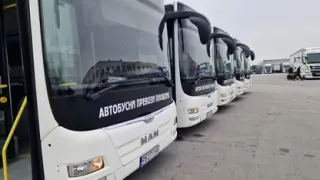 Градският транспорт пусна бусчета по една от линиите във...