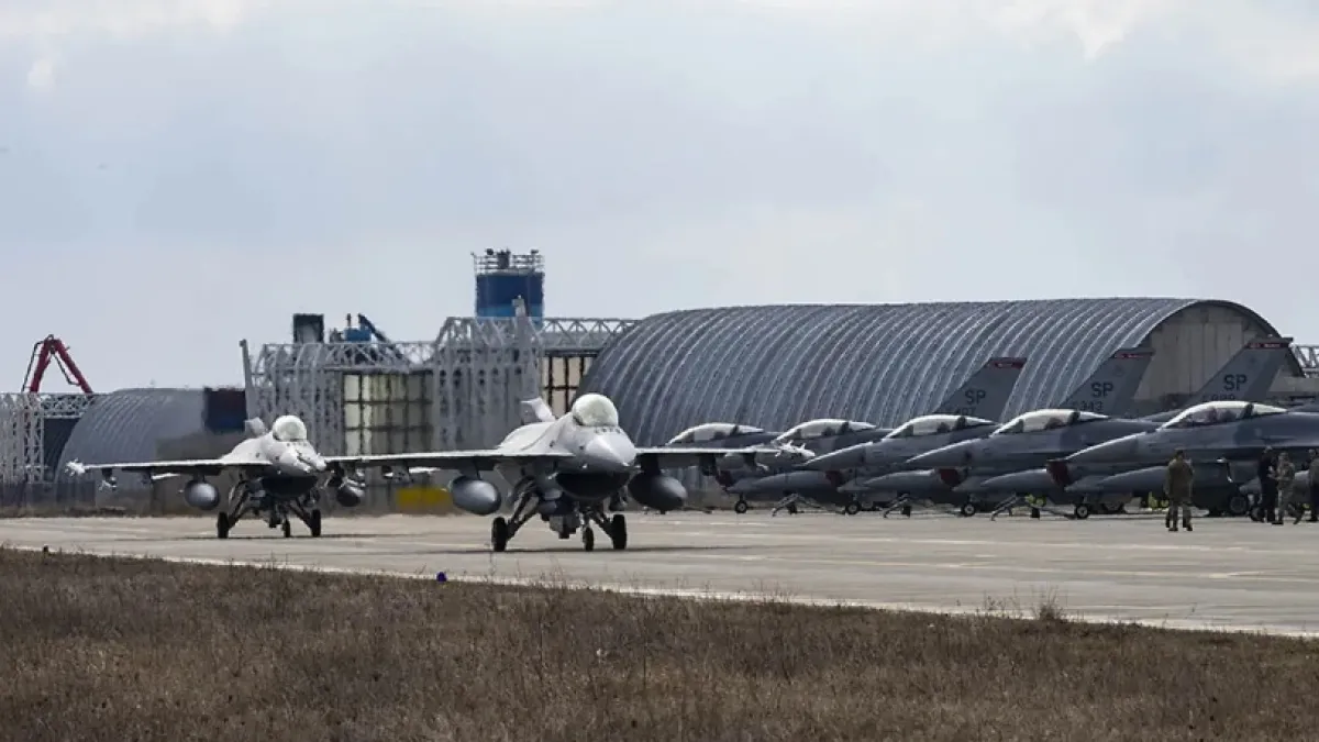 Зеленски: В Украйна пристигна нова партида изтребители F-16, руснаците лъжат