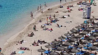 Зловещи гледки на европейски плажове: Масово откриват части от човешки тела  