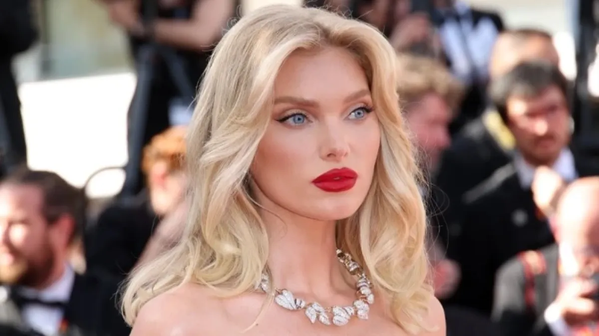 Бивш ангел на Victoria's Secret се показа без сутиен СНИМКИ 18+