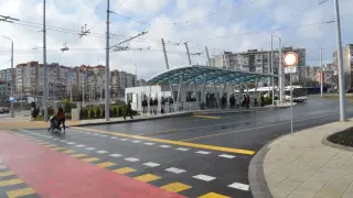 Смърт в Бургас: Мъж направи немислимото на спирка, всички са в шок