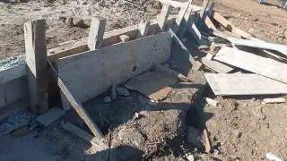 Красив плаж край Синеморец осъмна с бетон СНИМКИ 