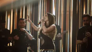 Юлия Калимани с бляскав дебют в България! Събра целия елит на България СНИМКИ