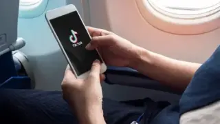 Скандален тренд: Как успешно да си изпуснем полета... заради TikTok?