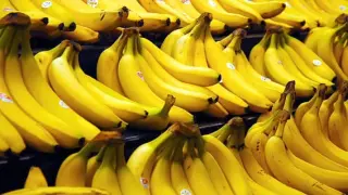 Жена откри нещо шокиращо след като си купи банани от супермаркет СНИМКИ