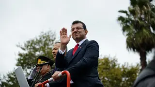 Имамоглу изригна: Дори обвинението, че съм запалил Рим е по-истинско