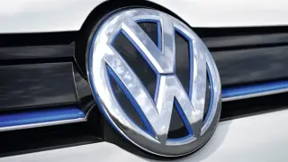 Нов модел: Volkswagen показа Passat, но по-евтин СНИМКИ