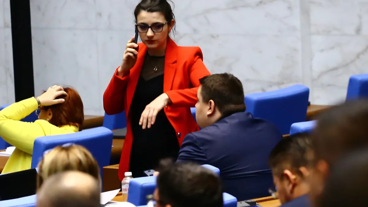 Стъжни й се: Привикват Лена Бориславова в съда