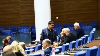Отиваме ли на избори: Инфарктни часове за кабинета "Желязков" БЛИЦ Live