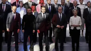 „Коалицията на желаещите“ се събра в Париж, за да обсъди подкрепата за Украйна