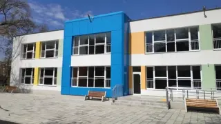 Цял Пловдив е бесен! Детенце е подложено на изключително гнусно наказание от възпитателка