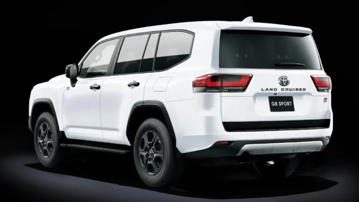 Разсекретиха новия очакван Toyota Land Cruiser преди представянето СНИМКИ