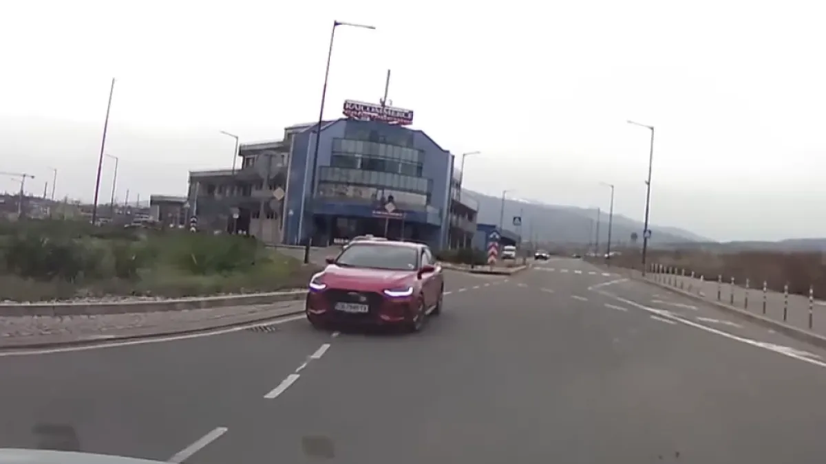 Шофьор култова изцепка на столично кръгово ВИДЕО