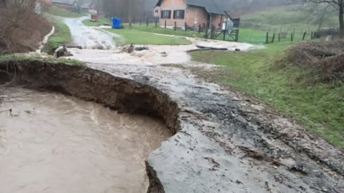 Извънредно положение в Хърватия! Цели села са под вода СНИМКИ