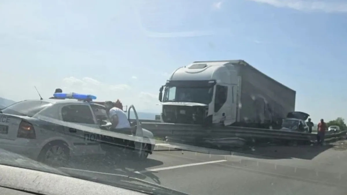 Първо в БЛИЦ! Пиян с БМВ сътвори ужас на АМ „Тракия“, летят линейки - има жертви