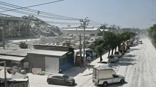 Трагедията в Мианмар няма край, не спират да броят труповете