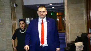 Юмер: Делян Пеевски дава на хората реални шансове за властта!