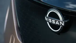 Nissan изненада с решение, пуска неочакван автомобил СНИМКА 