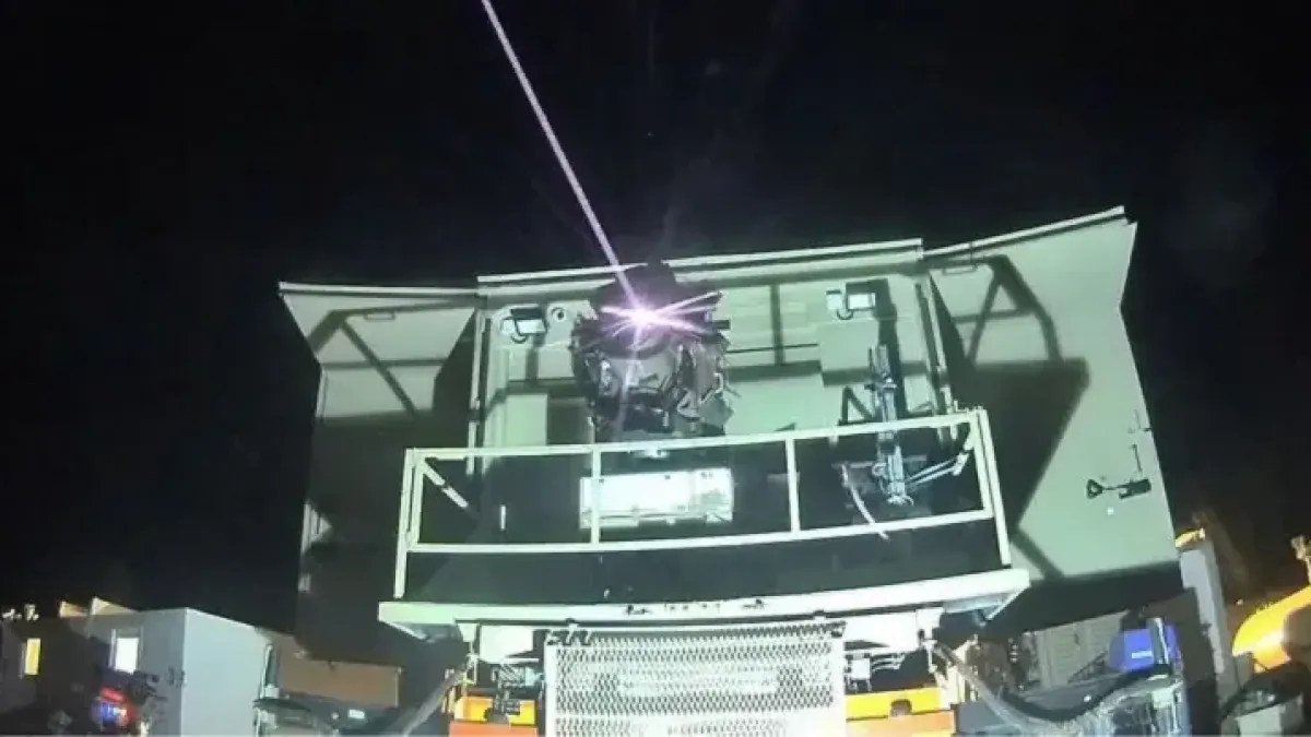Първи в света: Израел приема на бойно дежурство лазерния комплекс Iron Beam