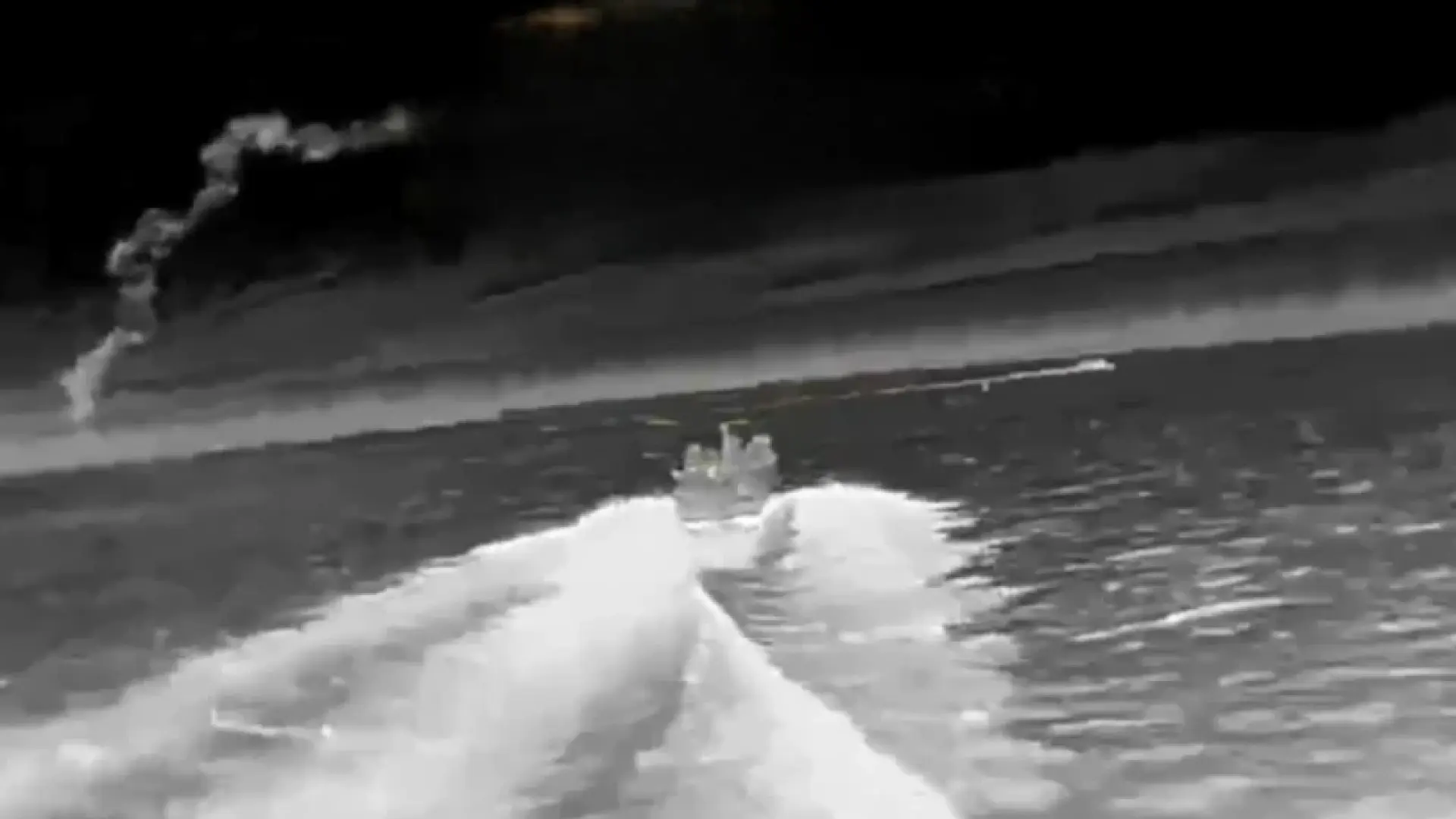 Дронове от подразделението „Призраци“ взривиха два руски десантни катера ВИДЕО