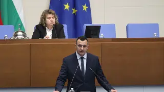 Габриел Вълков, БСП-ОЛ: България има нужда от балансирана външна политика, а не от залитане в крайности