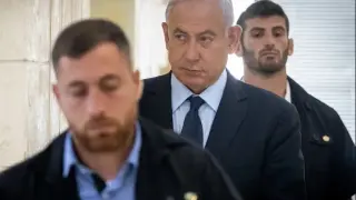 Нетаняху кацна в страна, където трябва да бъде арестуван ВИДЕО