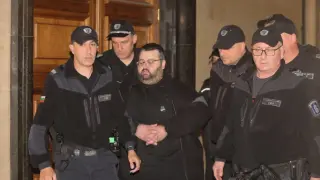 Съдът посече Жоро Мазния, който се опита да остави 90-г. Янка на улицата! 