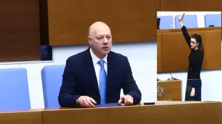 Лена се пъне, а Желязков я... БЛИЦ live