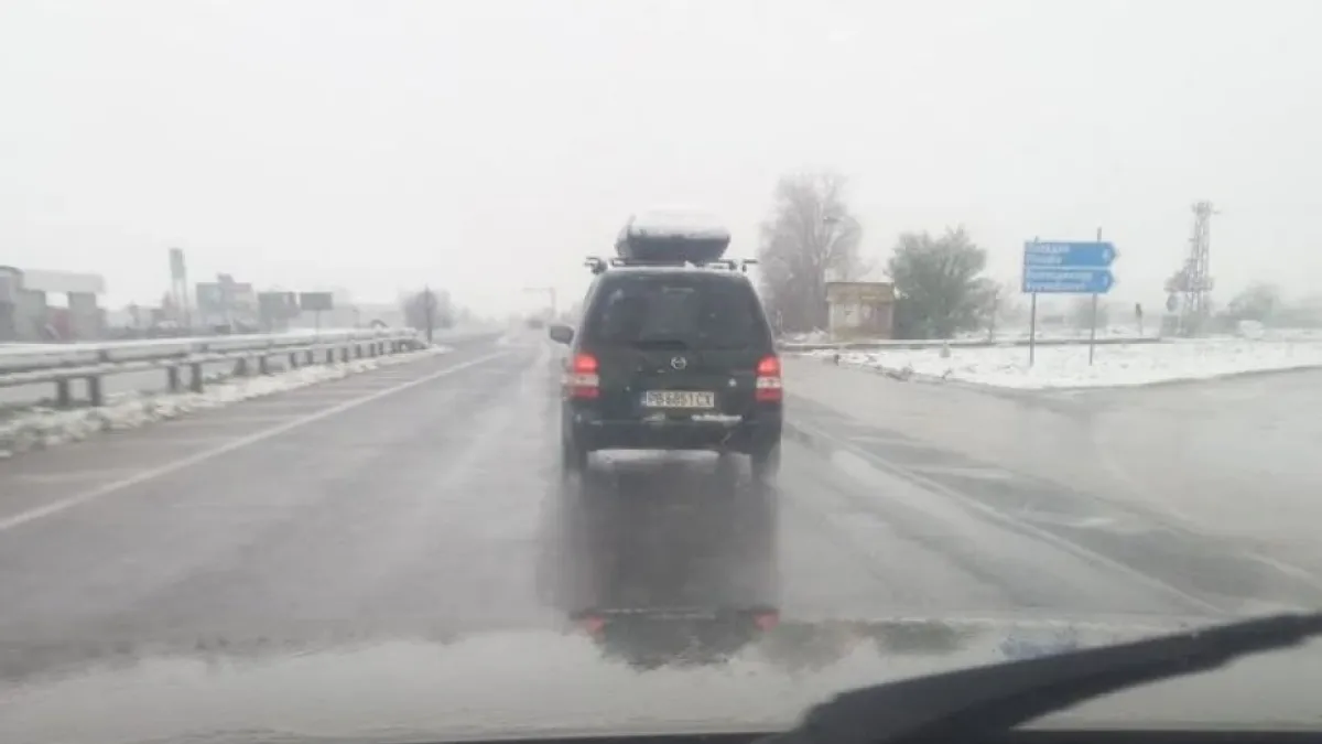 Жена джигит за малко да затрие пътниците на 3 коли на АМ "Тракия"  
