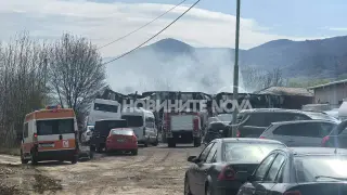 Кошмарни подробности за огнения ад в Долни Лозен, има пострадали СНИМКИ