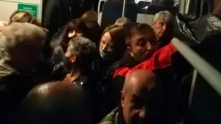 Истински ад във влак на БДЖ, Караджов побесня СНИМКИ