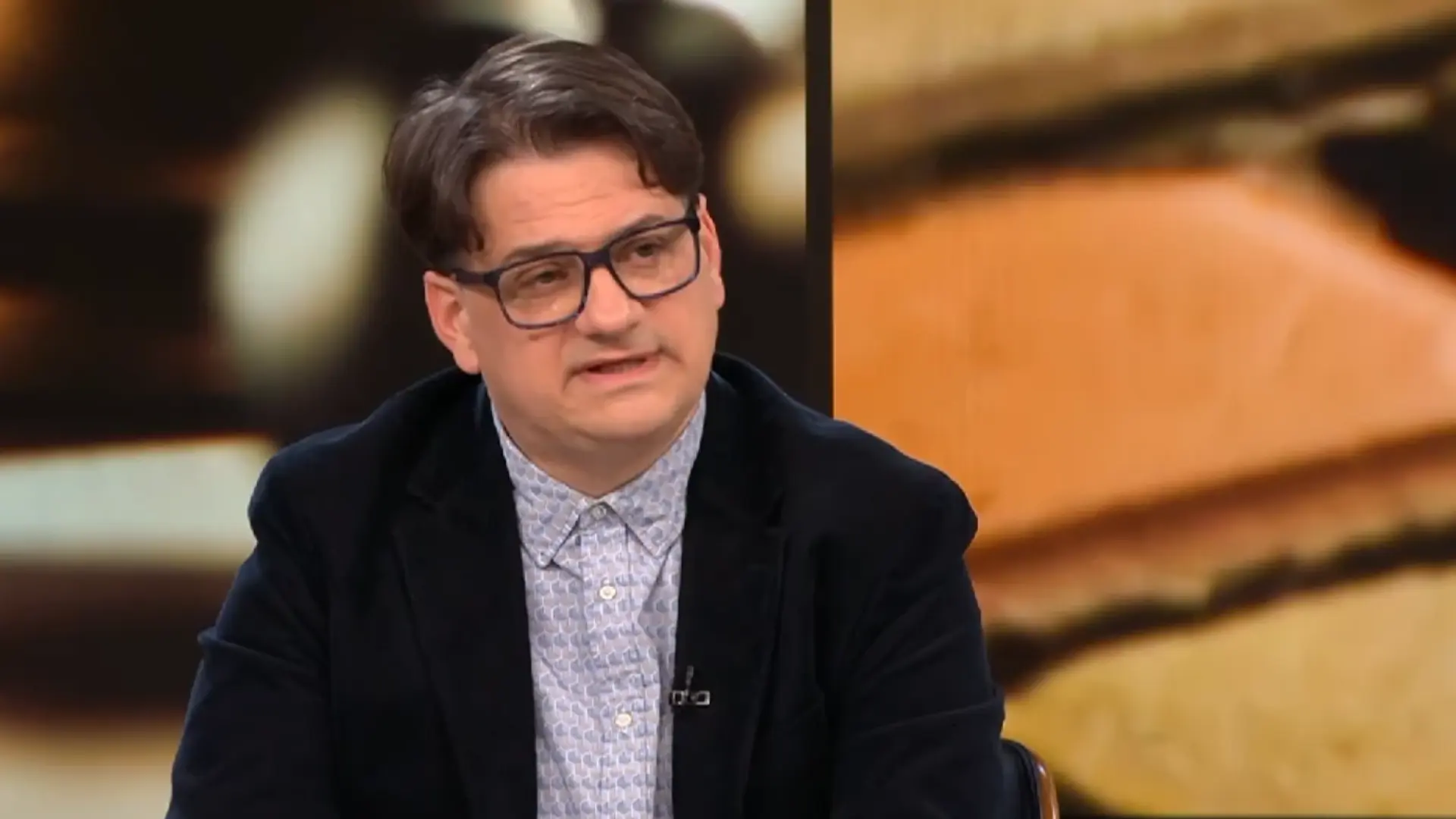 Министър Мариан Бачев проговори за Слави Трифонов и увеличение на заплати 