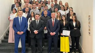 Атанас Зафиров връчи сертификати на участниците в стажа „Политиката отвътре” 