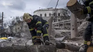 Макрон вдигна мерника на Русия след ударите по Суми